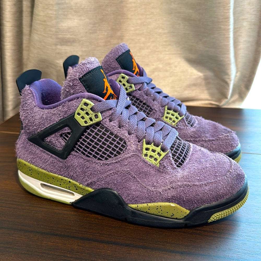 Women’s Air Jordan 4 Retro